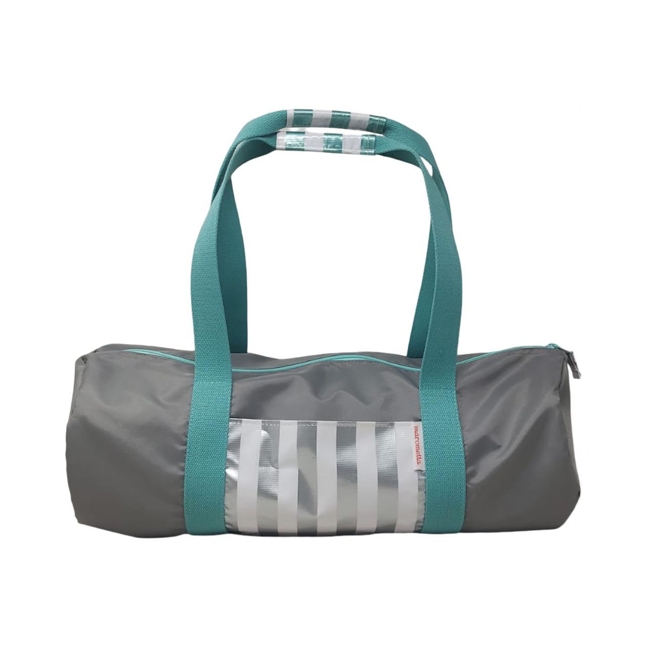 Duffle Lola